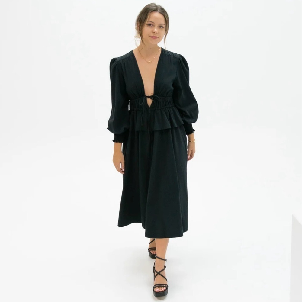WeWoreWhat Plunging V Neck Long Sleeve Peasant Midi Dress Black Size M - Picture 10 of 10